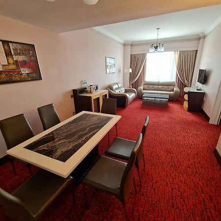 Dynasty Hotel Мірі Екстер'єр фото