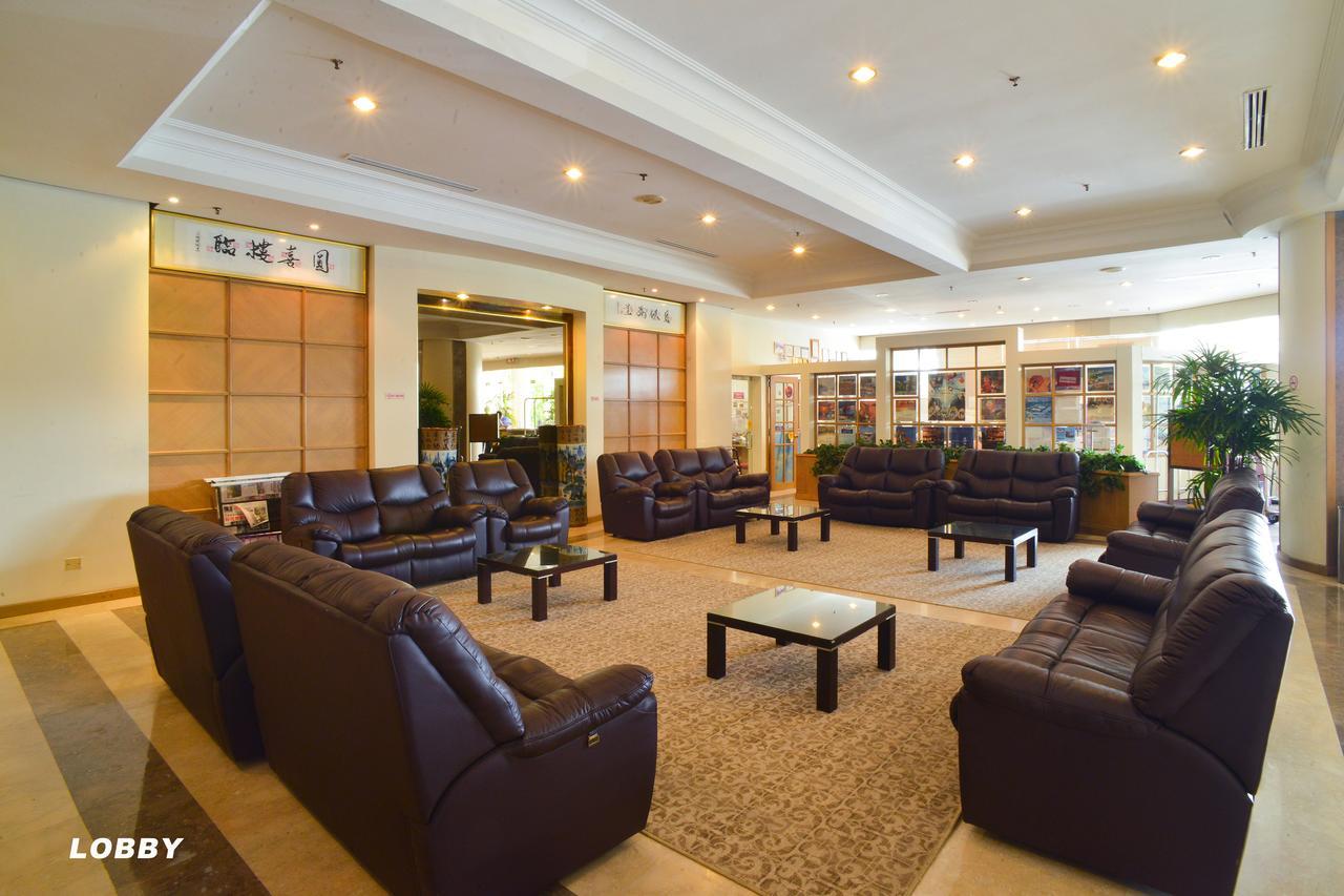 Dynasty Hotel Мірі Екстер'єр фото