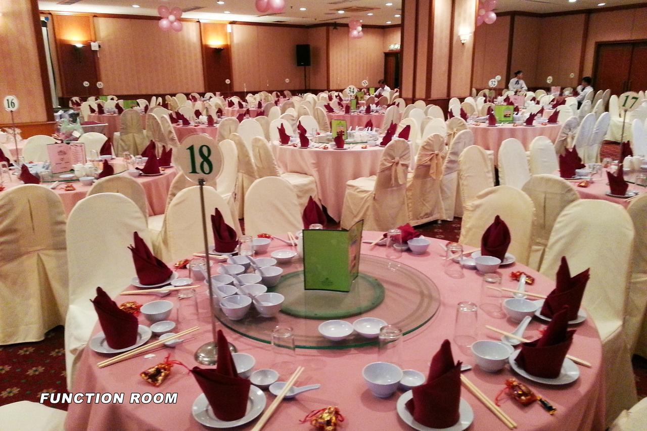 Dynasty Hotel Мірі Екстер'єр фото
